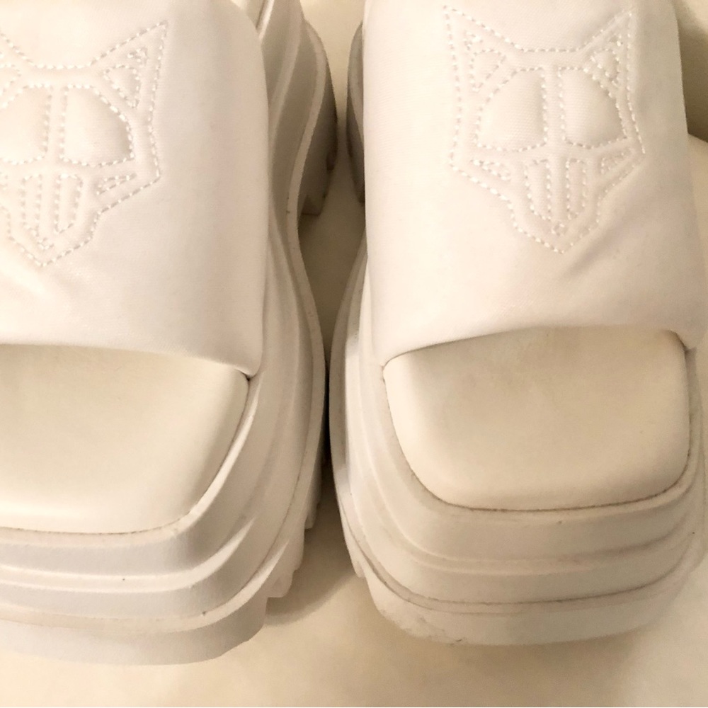 NAKED WOLFE Delicious Sandals Platform Shoes in White NEW - Picture 14 of 16